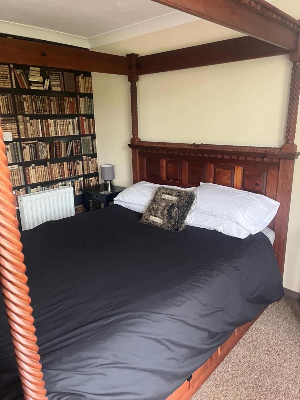 Hotel Of Wizardry Great Yarmouth Dış mekan fotoğraf